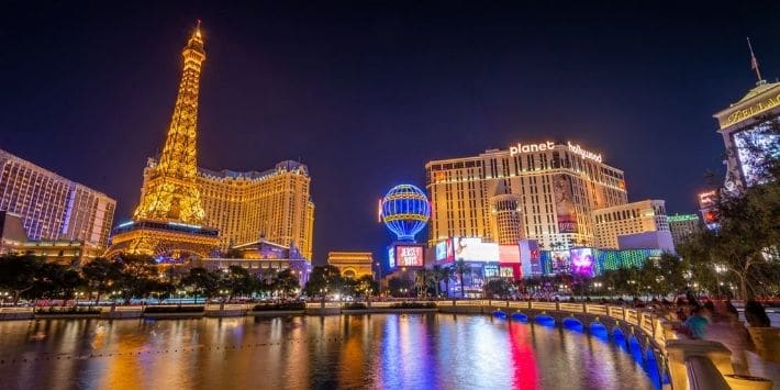 Kepemilikan Kasino Perusahaan Mengusir Massa dari Kasino Las Vegas
