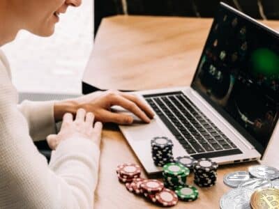 A comprehensive guide to dominating crypto poker on online platforms